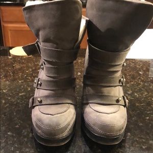 Boots Sz 7